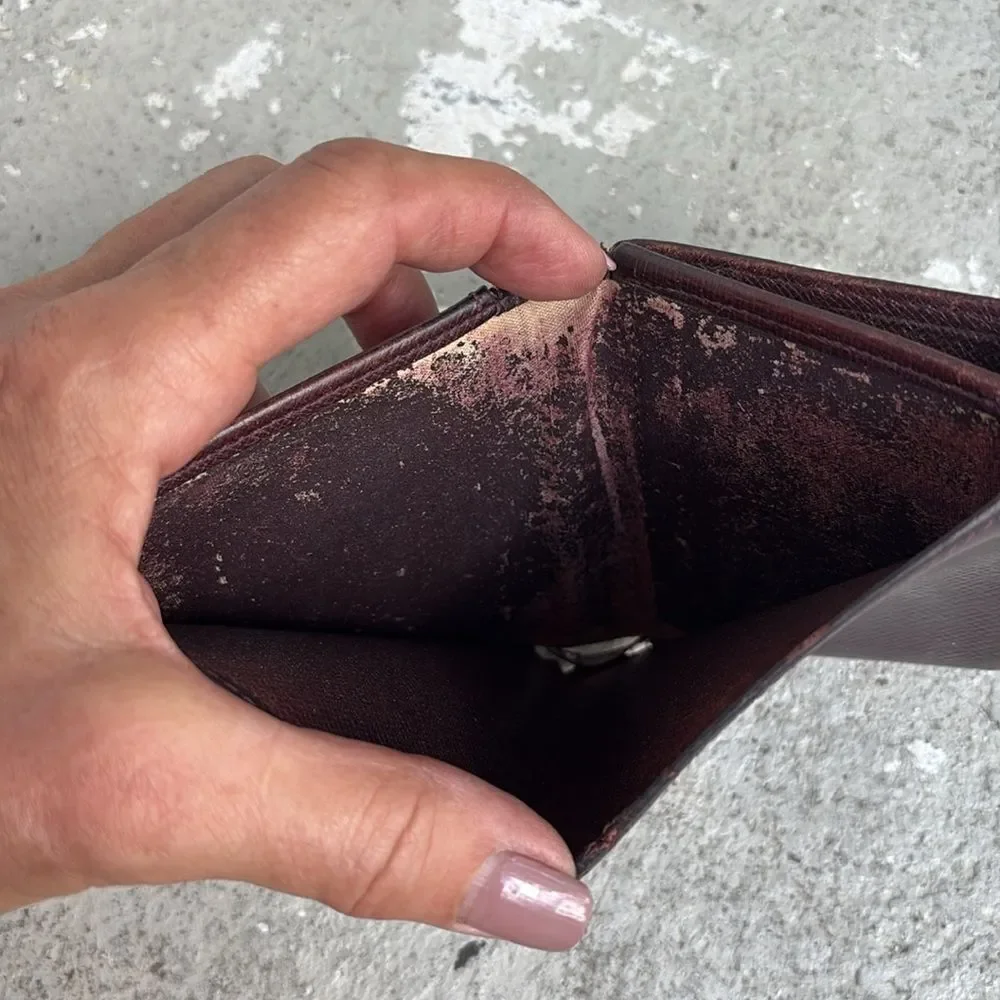 Vintage Louis Vuitton Taiga leather wallet